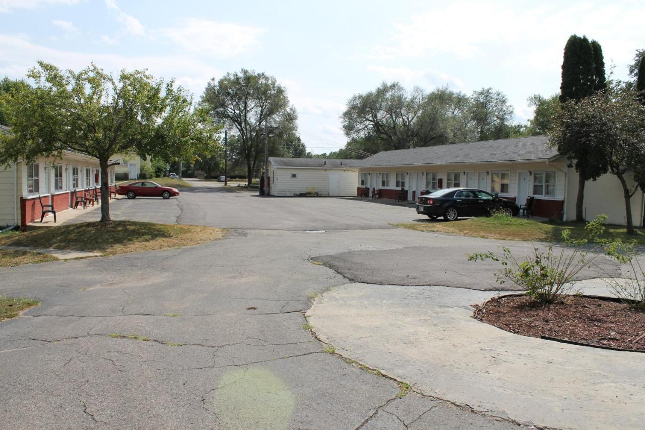 Motel Reedsburg Exterior foto