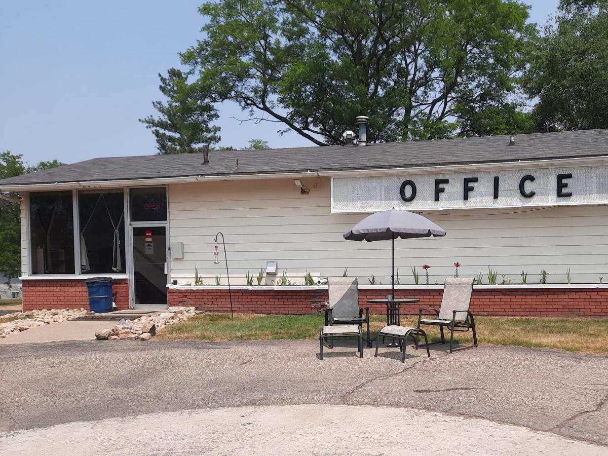 Motel Reedsburg Exterior foto